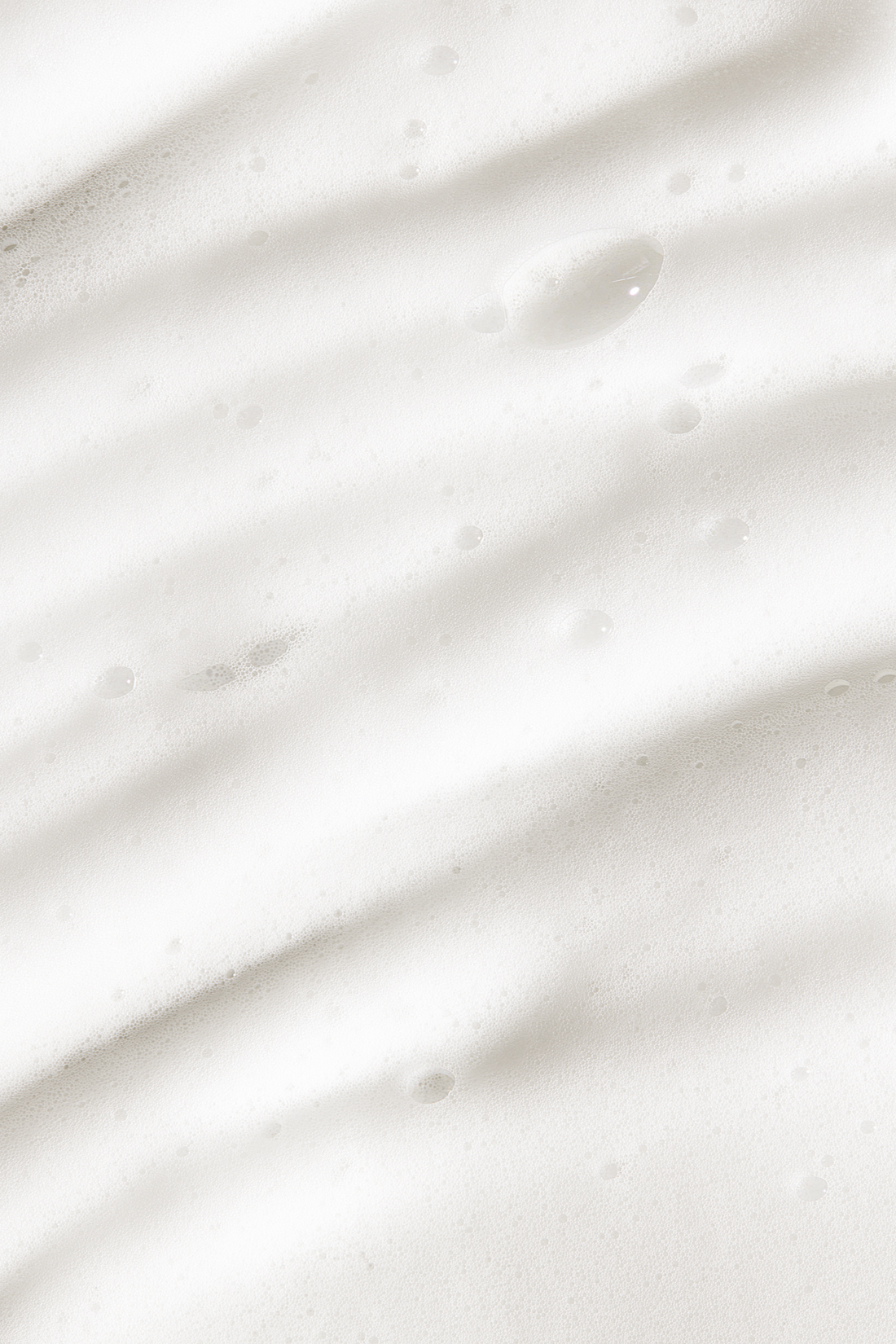 SELF-TANNING MOUSSE WATER - MEDIUM TO DARK